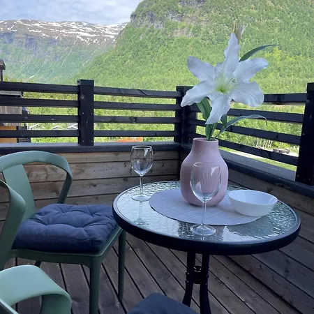 Apartmán Helgatunlia - 1 *
